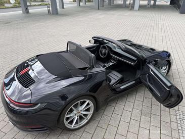 Porsche 911 Cabriolet Carrera — photo 8