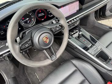 Porsche 911 Cabriolet Carrera — photo 9