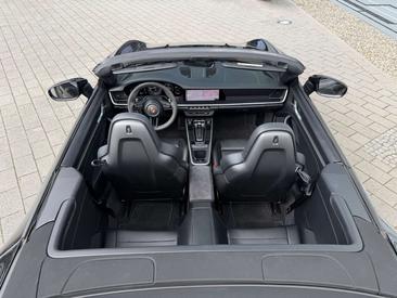 Porsche 911 Cabriolet Carrera — photo 12