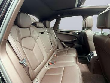 Porsche Macan I S — photo 22