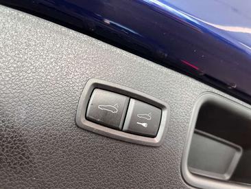 Porsche Macan I S — photo 21