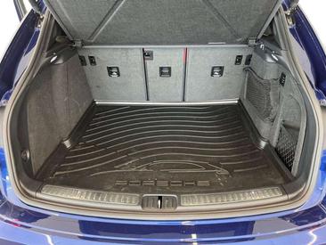 Porsche Macan I S — photo 22