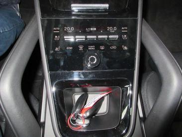 Porsche Cayenne S — photo 19