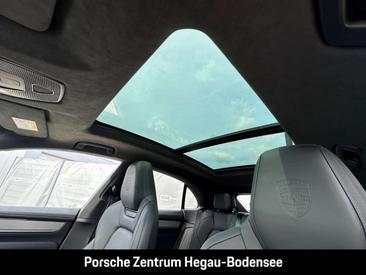 Porsche Macan I GTS Electric — photo 14