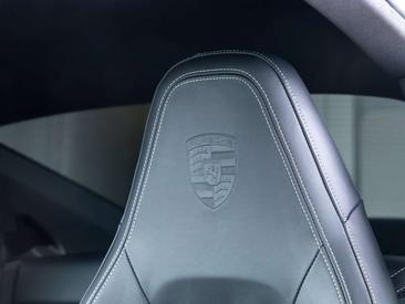 Porsche 911 Carrera — photo 12
