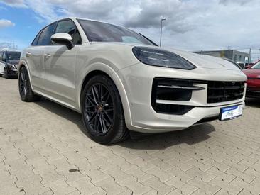 Porsche Cayenne GTS — photo 2
