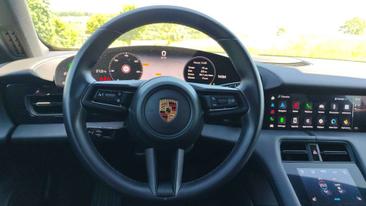 Porsche Taycan 4S — photo 22