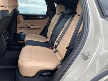 Porsche Cayenne GTS — photo 17