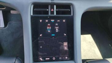 Porsche Taycan 4S — photo 26