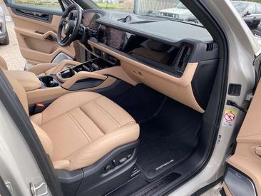 Porsche Cayenne GTS — photo 25
