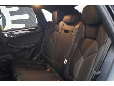 Porsche Macan I S — photo 11