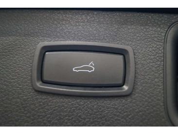 Porsche Macan I S — photo 19