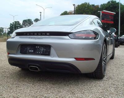 Porsche 718 Cayman