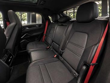 Porsche Cayenne GTS — photo 11