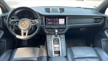 Porsche Macan — photo 10