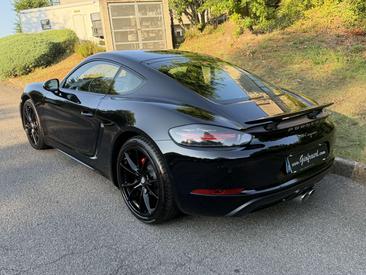 Porsche 718 Cayman — photo 6