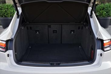 Porsche Macan — photo 22