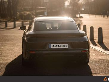 Porsche Panamera 4 E-Hybrid — photo 7