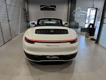 Porsche 911 Cabriolet Carrera 4S — photo 3