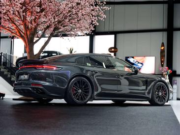 Porsche Panamera 4S E-Hybrid — photo 4