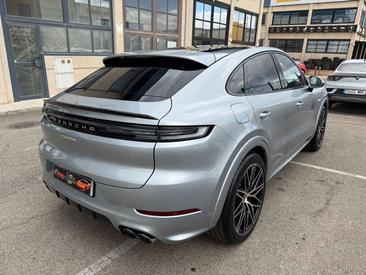 Porsche Cayenne E-Hybrid — photo 21