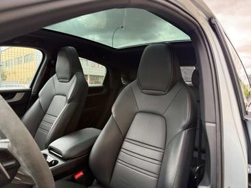 Porsche Cayenne E-Hybrid — photo 26