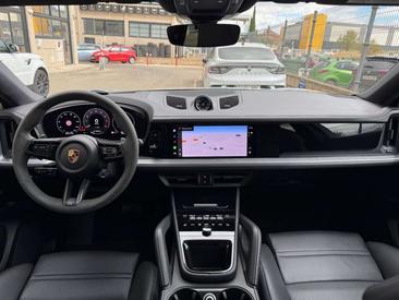 Porsche Cayenne E-Hybrid — photo 30