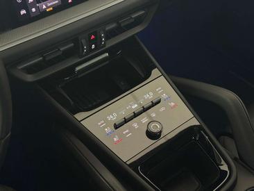 Porsche Cayenne III — photo 18
