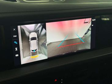 Porsche Cayenne III — photo 24