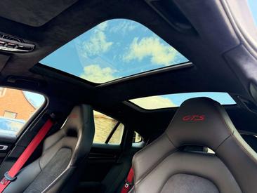 Porsche Panamera GTS — photo 16