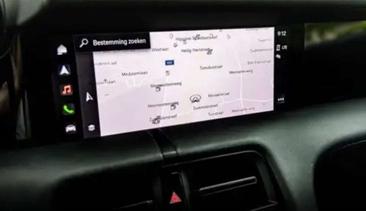 Porsche Taycan 4S — photo 12