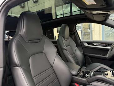 Porsche Cayenne E-Hybrid — photo 44