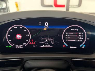 Porsche Cayenne III — photo 30
