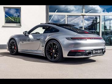 Porsche 911 Carrera 4S — photo 3