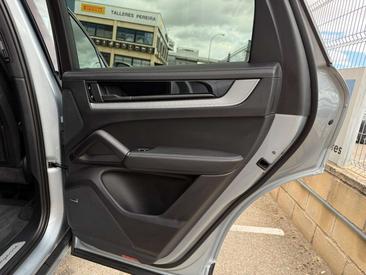 Porsche Cayenne E-Hybrid — photo 46