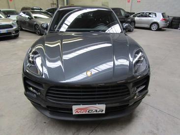 Porsche Macan — photo 2