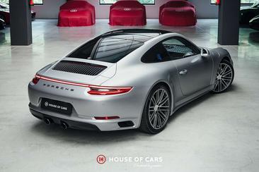 Porsche 911 Carrera 4S — photo 7