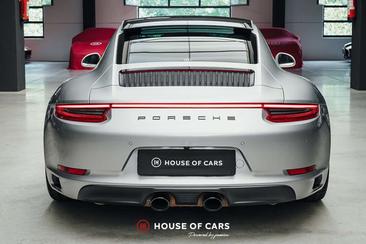 Porsche 911 Carrera 4S — photo 8