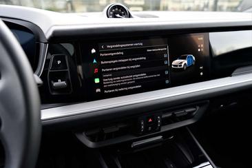 Porsche Cayenne E-Hybrid — photo 29