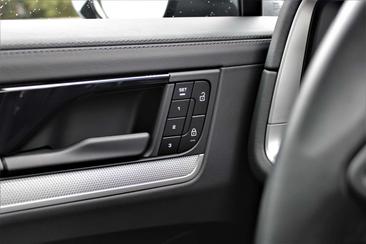 Porsche Cayenne E-Hybrid — photo 36
