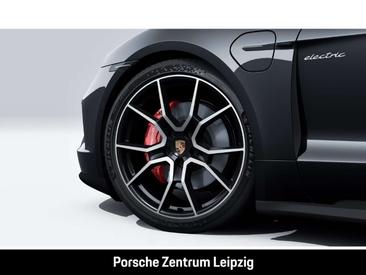 Porsche Taycan 4S — photo 10