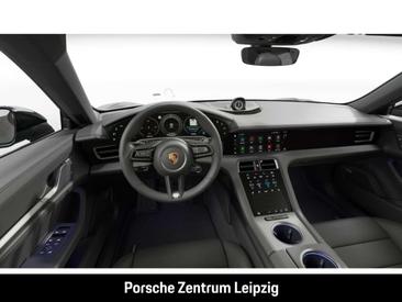 Porsche Taycan 4S — photo 11
