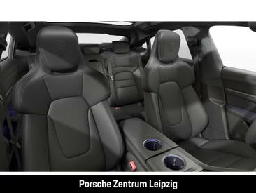 Porsche Taycan 4S — photo 12