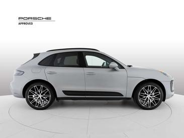 Porsche Macan — photo 6
