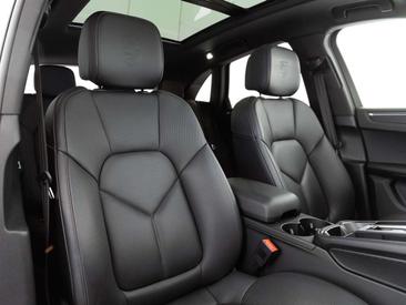 Porsche Macan — photo 9