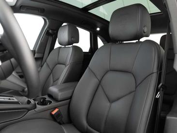 Porsche Macan — photo 10