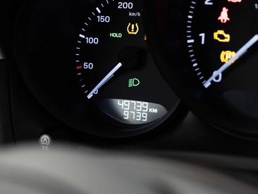 Porsche Macan — photo 17