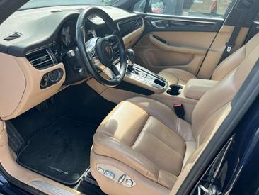 Porsche Macan I S — photo 16