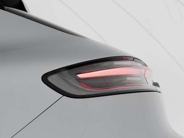 Porsche Macan — photo 24