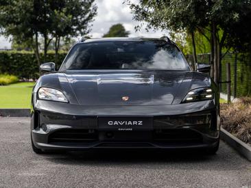 Porsche Taycan — photo 4